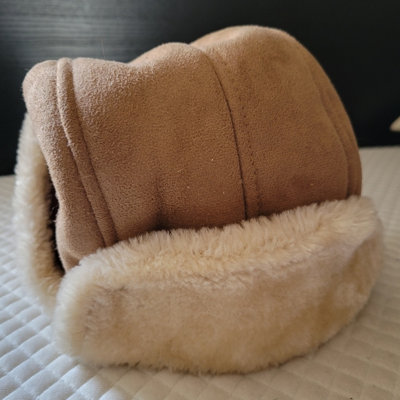 Bart's women's faux fur suede trapper cap - Picture 5 of 5